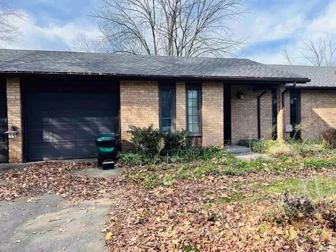 7 Heath Ct, Macomb, IL 61455 photo 3