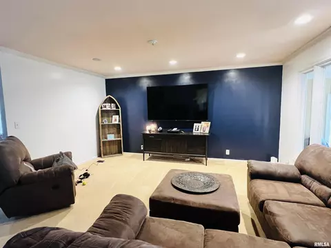 7 Heath Ct, Macomb, IL 61455 photo 16