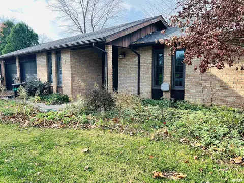7 Heath Ct, Macomb, IL 61455 photo 5