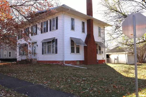 312 W 3rd St, Delavan, IL 61734 photo 3