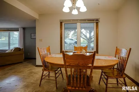 505 Timberlan Rd, Metamora, IL 61548 photo 14