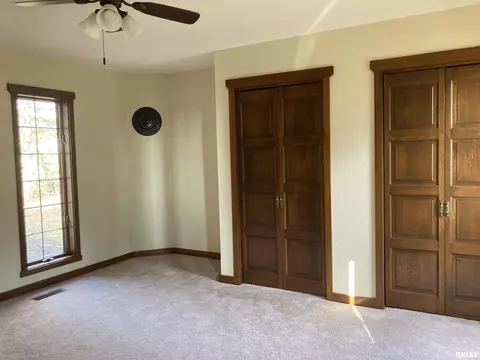 1167 Walnut St, Washington, IL 61571 photo 11