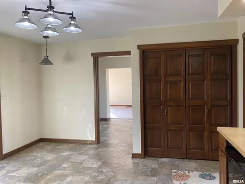 1167 Walnut St, Washington, IL 61571 photo 7