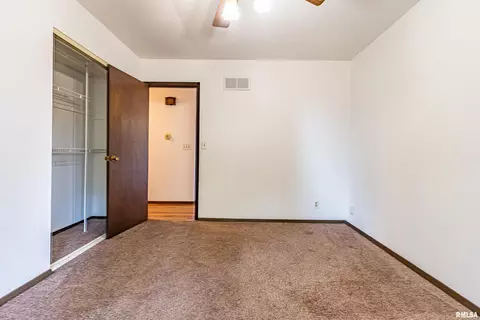 2113 Brookview Ter, Pekin, IL 61554 photo 20