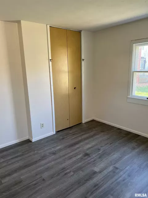 60 E Broadway St, Ipava, IL 61441 photo 27
