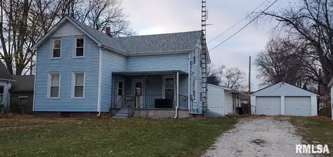 221 Olive St, Canton, IL 61520 photo 2