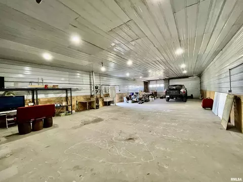 1056 N County Road 1900 E Rd, Secor, IL 61771 photo 4