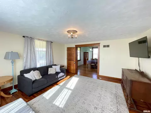 1056 N County Road 1900 E Rd, Secor, IL 61771 photo 14