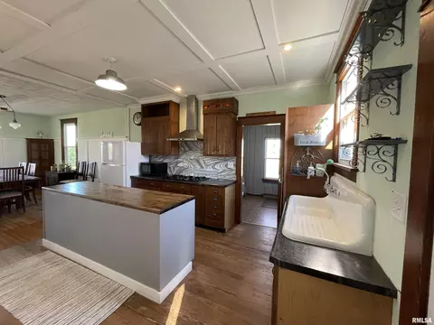 1056 N County Road 1900 E Rd, Secor, IL 61771 photo 8