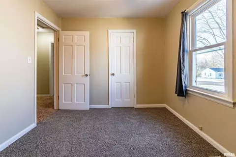 505 Jackson St, Washington, IL 61571 photo 20