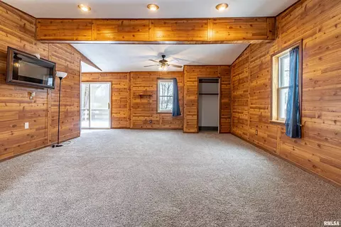505 Jackson St, Washington, IL 61571 photo 3