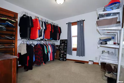 2210 Groth St, Springfield, IL 62703 photo 9