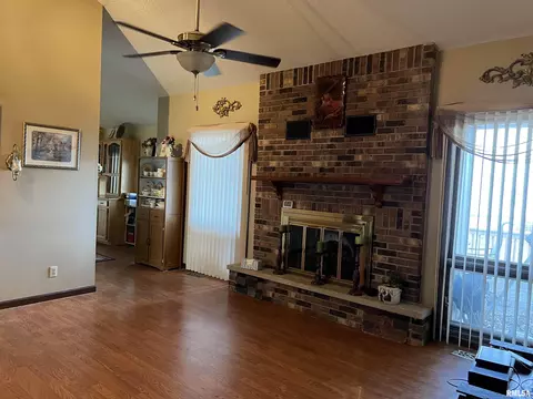 148 Harmony Ln, Macomb, IL 61455 photo 6