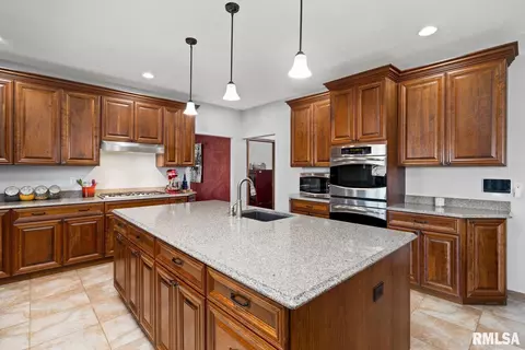 104 Pinehurst Ln, Washington, IL 61571 photo 17