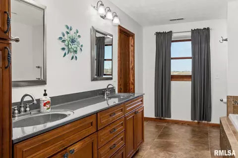 104 Pinehurst Ln, Washington, IL 61571 photo 36