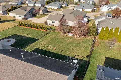 2101 W Miners Dr, Dunlap, IL 61525 photo 39