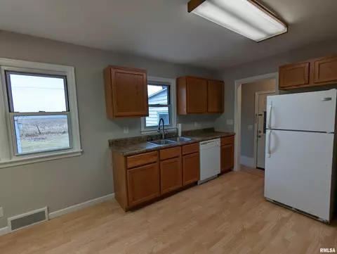 214 W Bertram St, Metamora, IL 61548 photo 51
