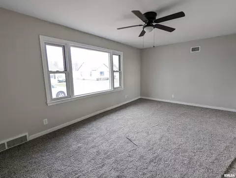 214 W Bertram St, Metamora, IL 61548 photo 25