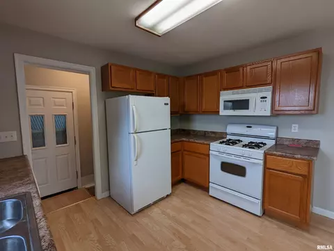 214 W Bertram St, Metamora, IL 61548 photo 52