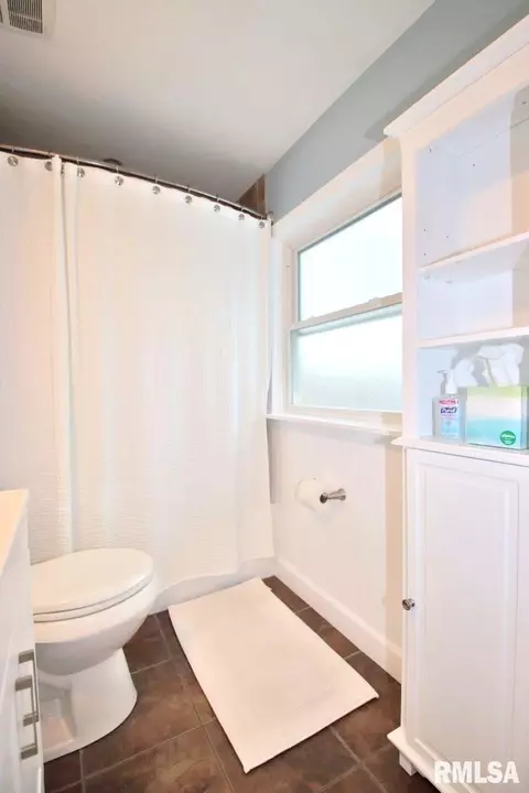 1004 E Seneca Pl, Peoria, IL 61603 photo 38