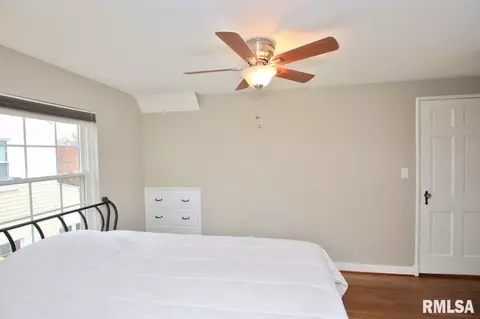 1004 E Seneca Pl, Peoria, IL 61603 photo 30