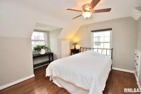 1004 E Seneca Pl, Peoria, IL 61603 photo 27