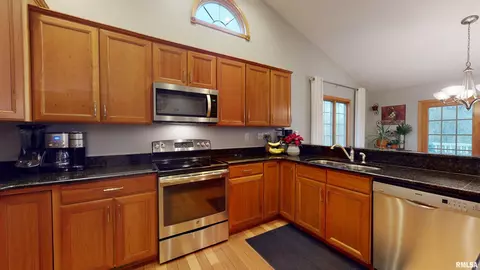 409 Bayside Dr, Germantown Hills, IL 61548 photo 20