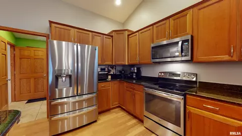409 Bayside Dr, Germantown Hills, IL 61548 photo 21