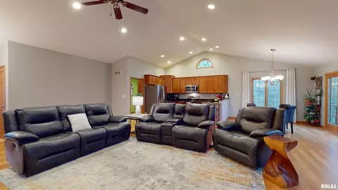 409 Bayside Dr, Germantown Hills, IL 61548 photo 13