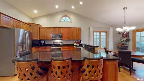 409 Bayside Dr, Germantown Hills, IL 61548 photo 18