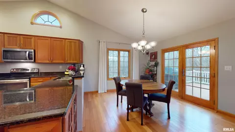 409 Bayside Dr, Germantown Hills, IL 61548 photo 14