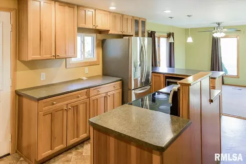 2135 County Road 900 E Rd, Lowpoint, IL 61545 photo 9