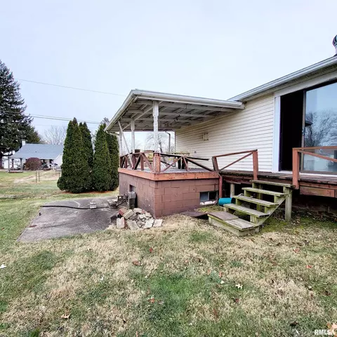 1015 E Birch St, Canton, IL 61520 photo 30