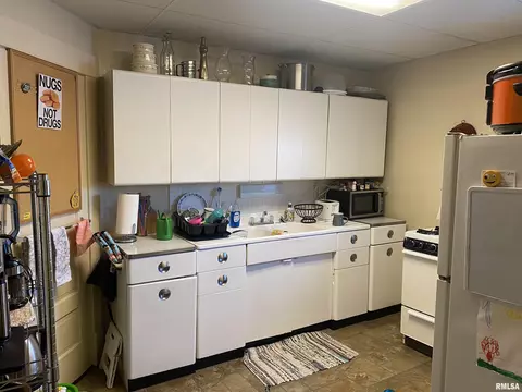 320 N Sherman Ave, Macomb, IL 61455 photo 56