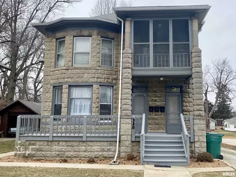 320 N Sherman Ave, Macomb, IL 61455 photo 2