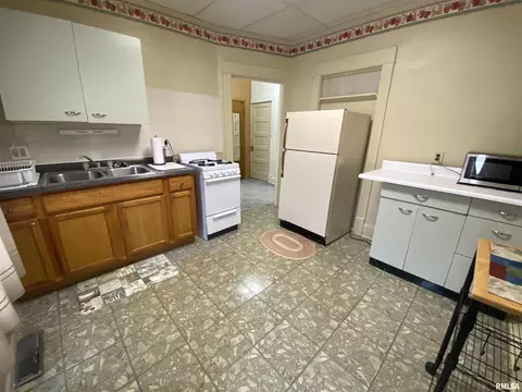 320 N Sherman Ave, Macomb, IL 61455 photo 25