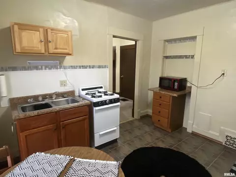 320 N Sherman Ave, Macomb, IL 61455 photo 37