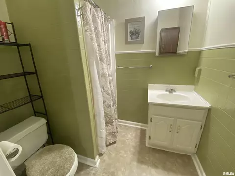 320 N Sherman Ave, Macomb, IL 61455 photo 15