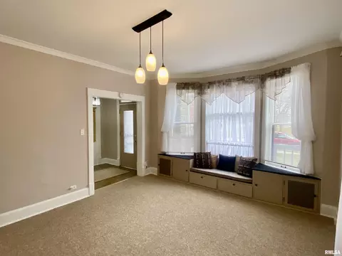 320 N Sherman Ave, Macomb, IL 61455 photo 11