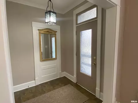 320 N Sherman Ave, Macomb, IL 61455 photo 9