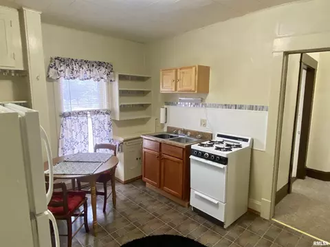 320 N Sherman Ave, Macomb, IL 61455 photo 36