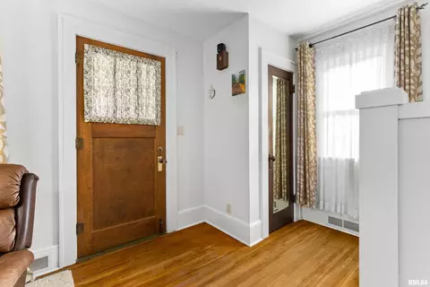 808 S Vennum St, Eureka, IL 61530 photo 9