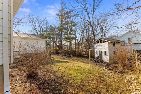 808 S Vennum St, Eureka, IL 61530 photo 6