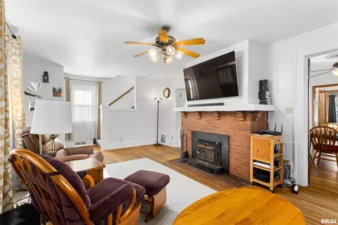 808 S Vennum St, Eureka, IL 61530 photo 12