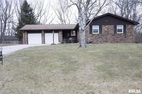 4818 S Queen Aleta Ct, Mapleton, IL 61547 photo 1