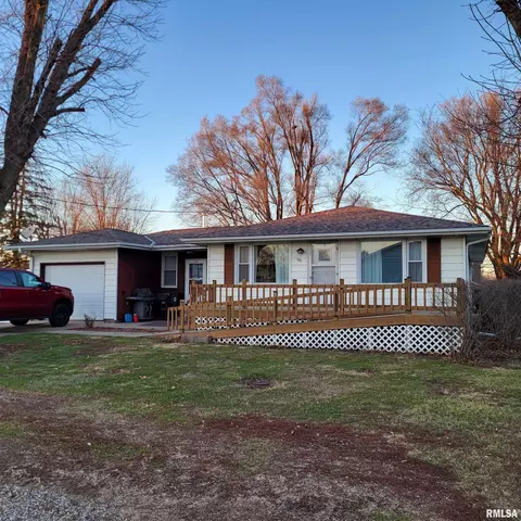152 E Washington St, Cuba, IL 61427 photo 1