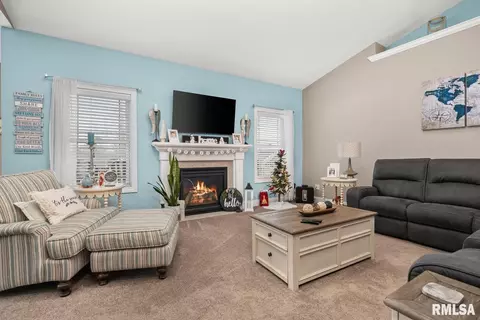 1203 Hampton Rd, Washington, IL 61571 photo 8