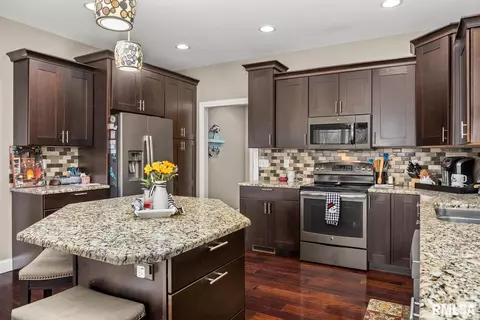 1203 Hampton Rd, Washington, IL 61571 photo 15