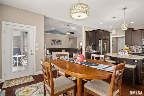 1203 Hampton Rd, Washington, IL 61571 photo 13