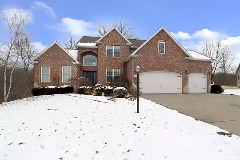 1110 Thornberry Ln, Germantown Hills, IL 61548